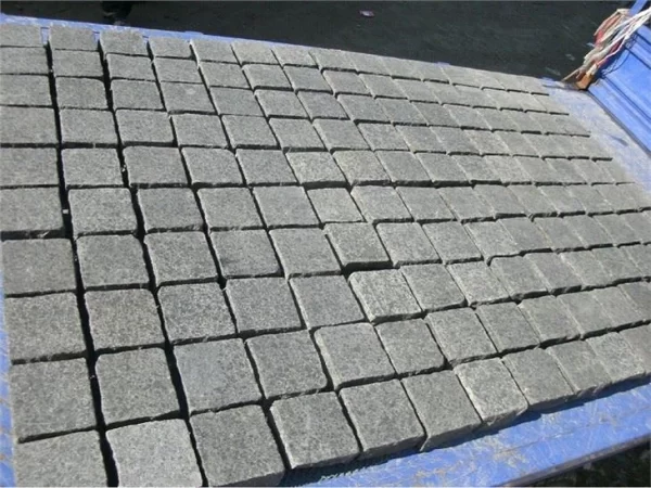 Black Basalt G684 Mesh Cobblestones