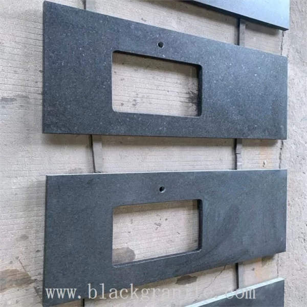 Black Granite Slabs with Tiles for Kitchen