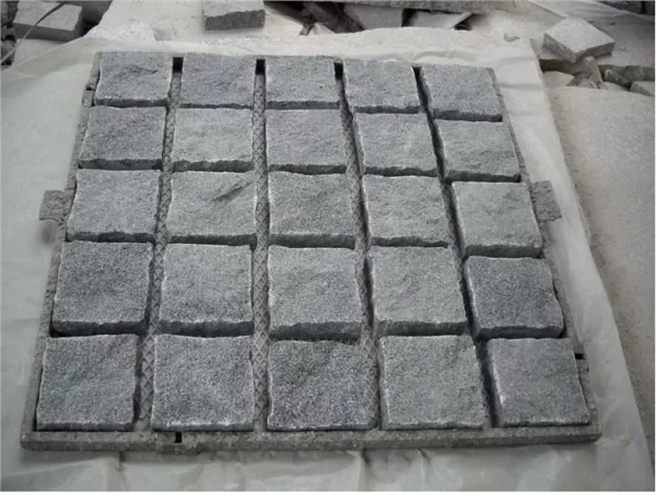 G654 Dark Grey Granite Natural Split Tumbled Cobblestone Pavers