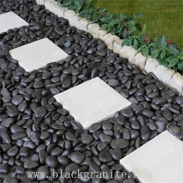 Large Black Granite Cobblestone and Pavers