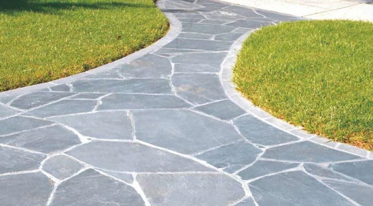 Black Slate Irregular Flagstone Paving