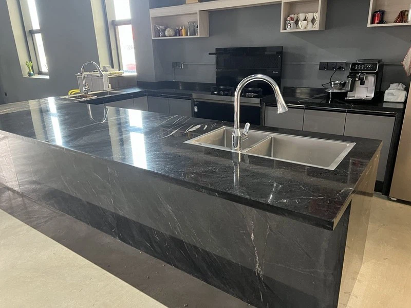 New American Black Granite Countertops For Kitchen