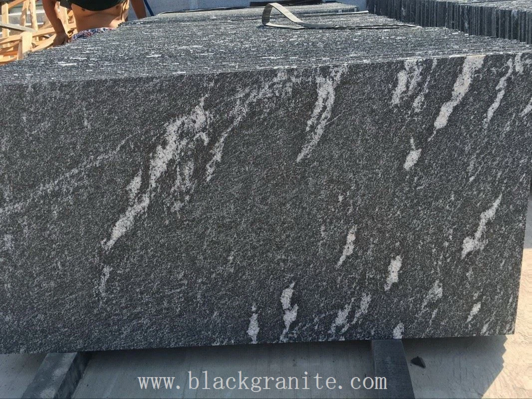 Black Forest Granite Leathered Slabs for Flooring