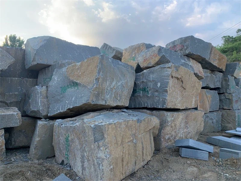 Black Forest Granite Tiles quarry