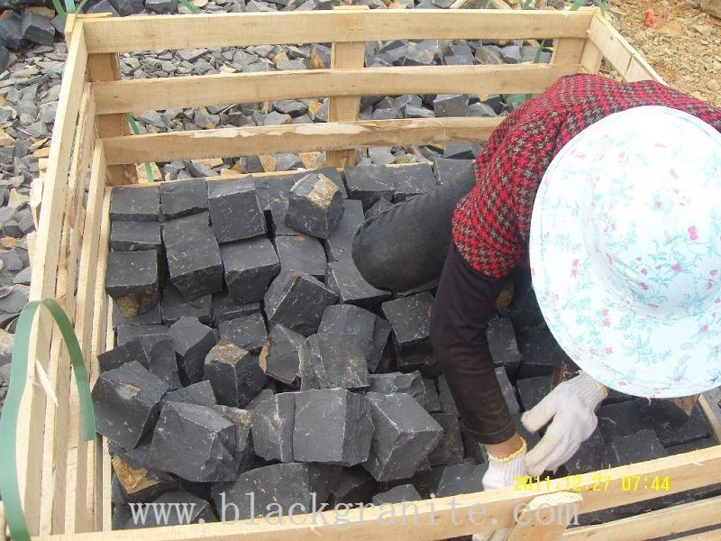 Black Granite and Limestone Cobbles and Setts 100x100x50