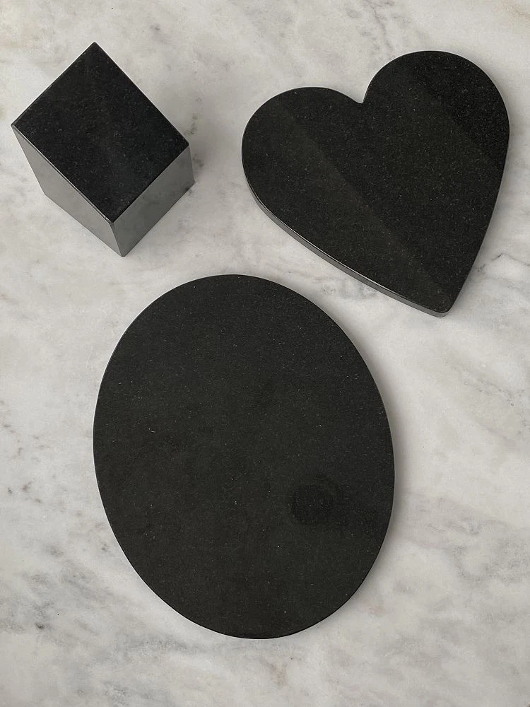 Custom Love Heart Shanxi Black Granite For Memorial Plaques