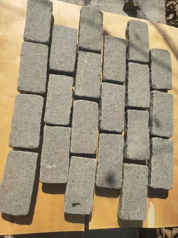 Grey Black Granite Cube Stone