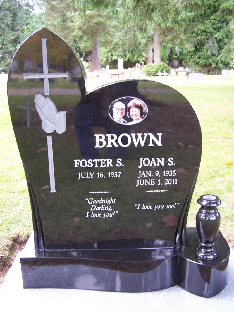 Indian Black Granite Laser Etched Headstone For Grave Monuments