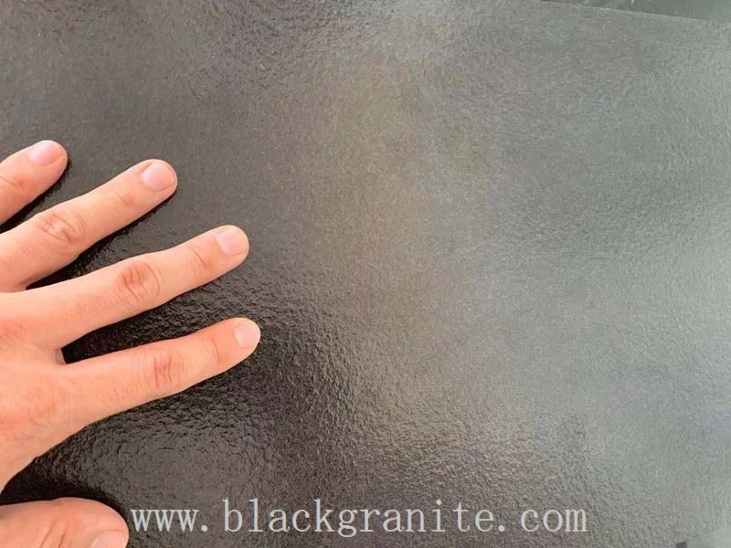 Leathered Absolute Black Granite Counter Tops for Kitchen